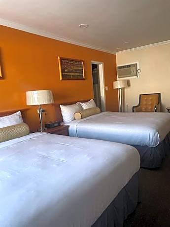 Queen Room with Two Queen Beds - Non-Smoking