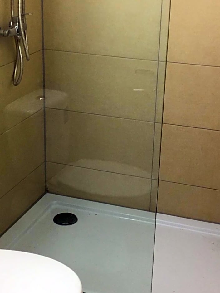 Kraft Hotel AirConditioning Klimaanlage