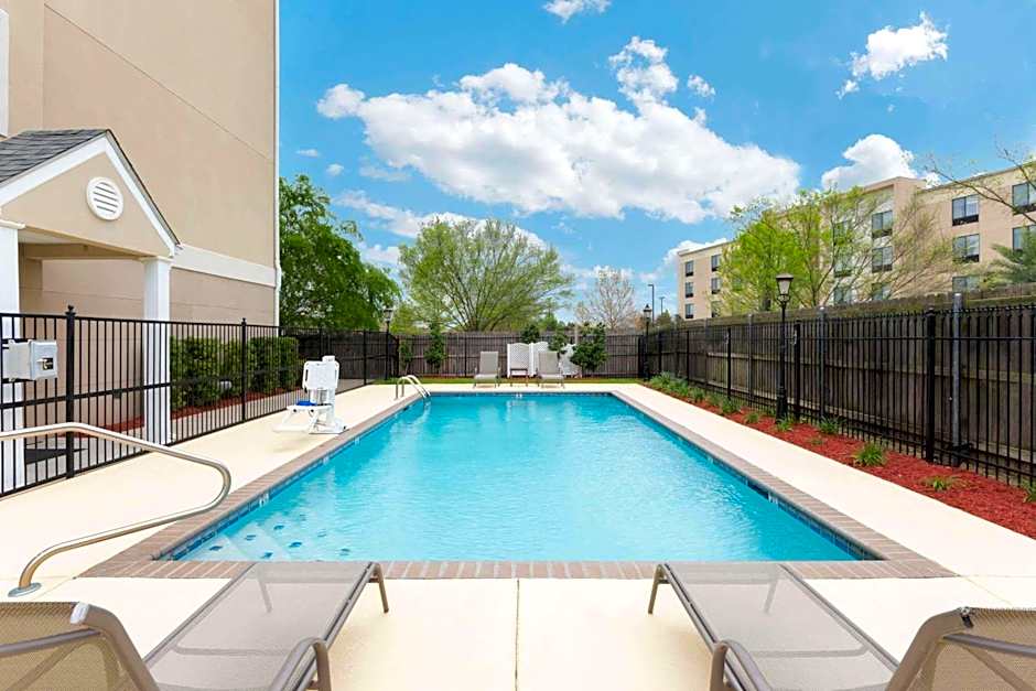 Microtel Inn & Suites by Wyndham Baton Rouge Airport