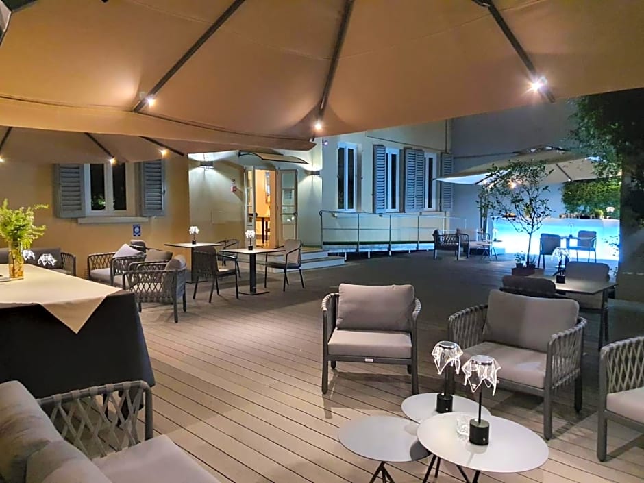 Hotel Lungarno Vespucci 50