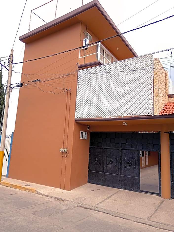 Hospedaje "La Gloria"