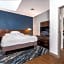 Embassy Suites by Hilton Indianapolis Downtown