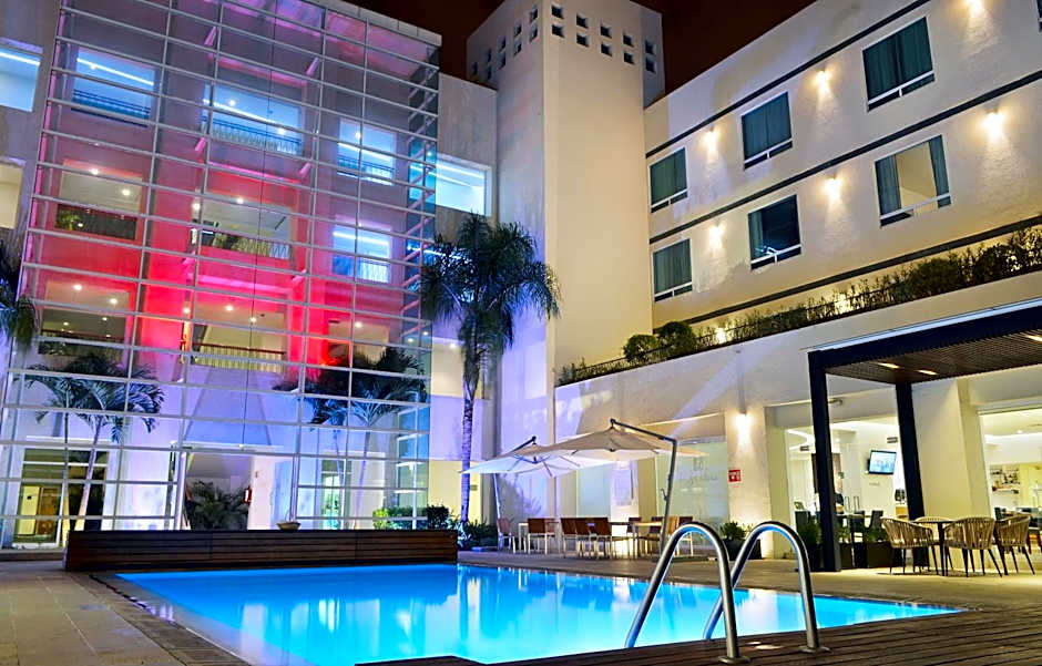 Radisson Poliforum Plaza Hotel Leon