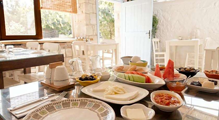 Alayaz Hotel
