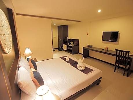 Superior (Double Bed)