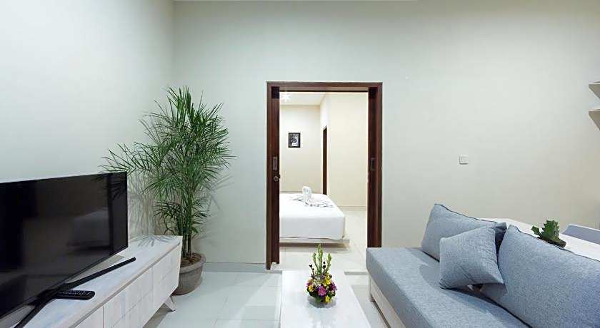 Paisa Seminyak Living