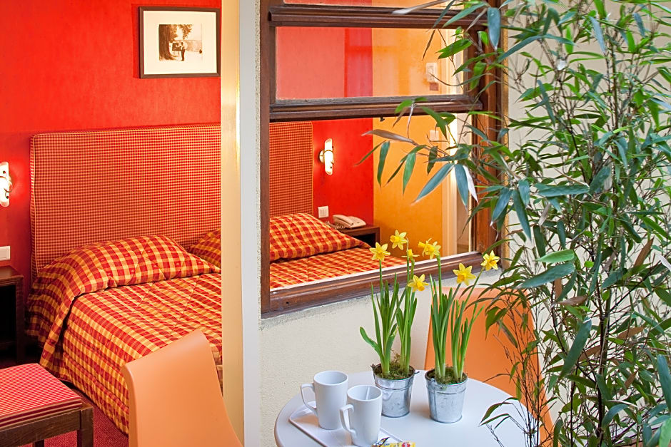 ibis Styles Paris Eiffel Cambronne