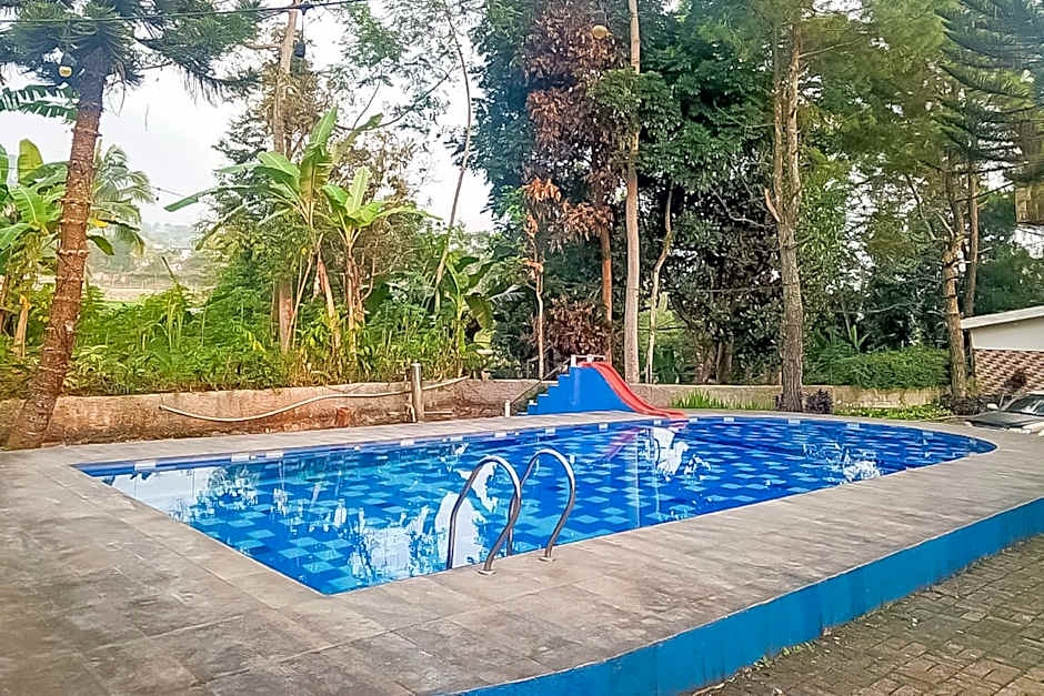 Urbanview Resort Syariah Batu Hijau Cilember Puncak – Bogor, PA