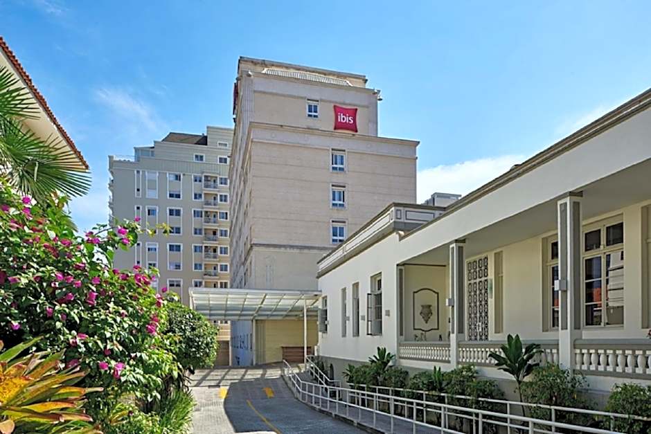 Ibis Curitiba Batel