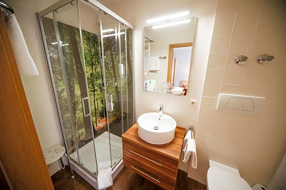 Hotel Waldeck mit Restaurant "Florian'S"