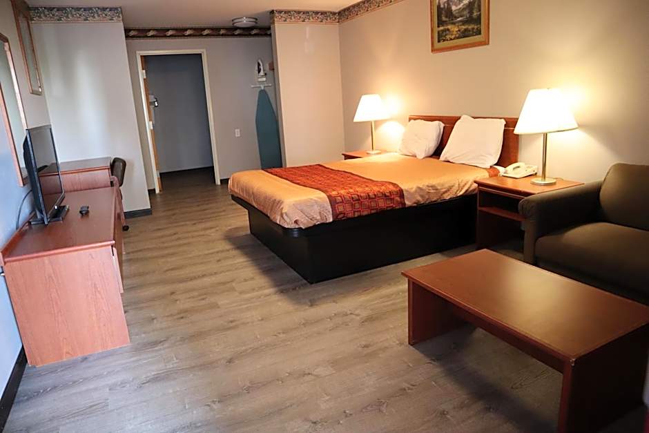 Photo 1 of 47 of Express Inn & Suites Eugene