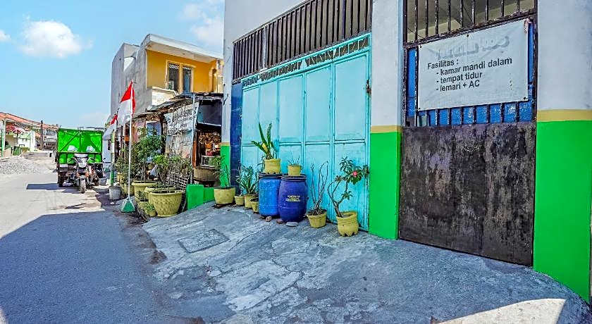 OYO Life 93009 Griya Nautika Sedati