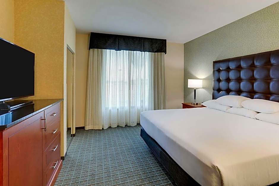 Drury Inn & Suites Phoenix Chandler Fashion Center