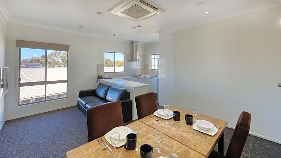 Western Downs Motor Inn