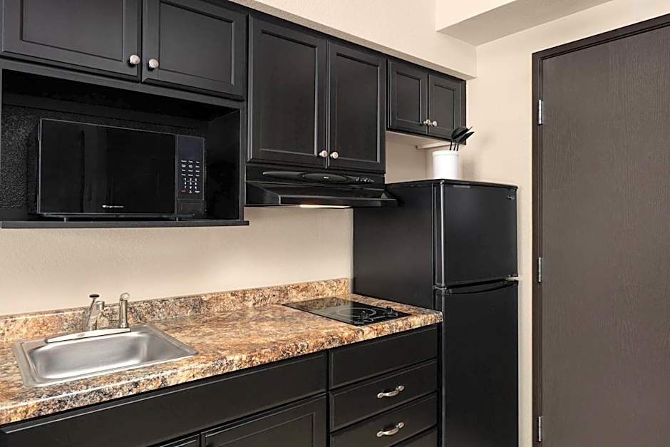 Travelodge Suites by Wyndham Estevan