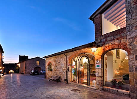 Hotel Monteriggioni