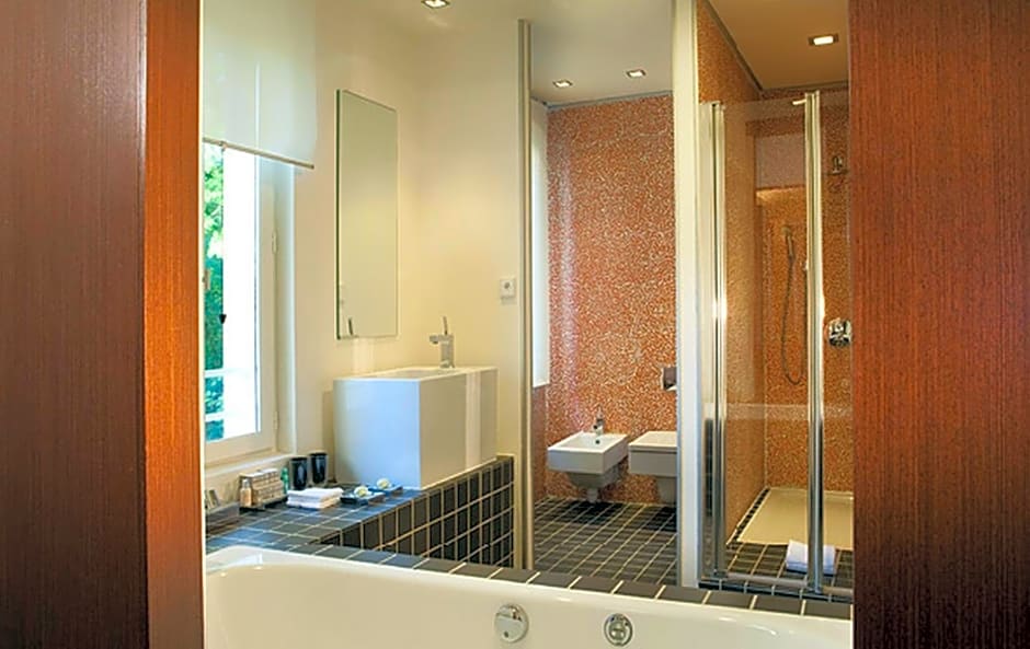 Les Pleiades Hotel-Spa-Restaurant