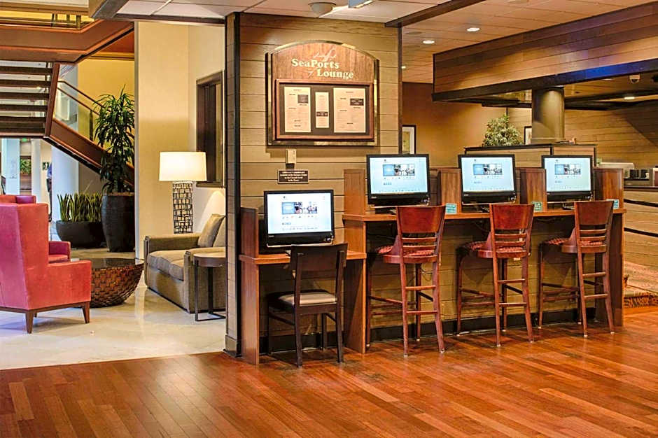 DoubleTree By Hilton Hotel Seattle Airport