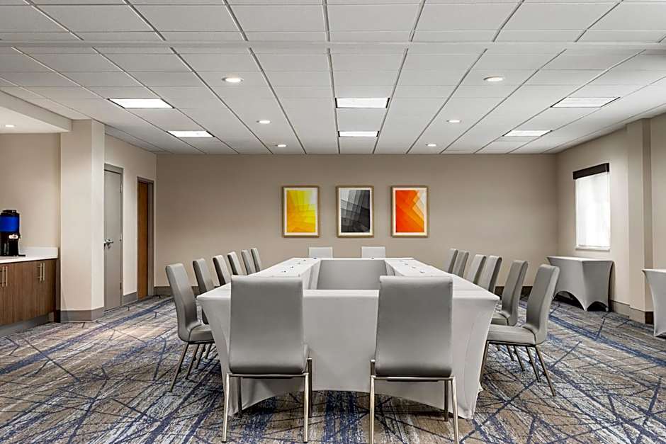 Holiday Inn Express Birmingham Irondale East By IHG