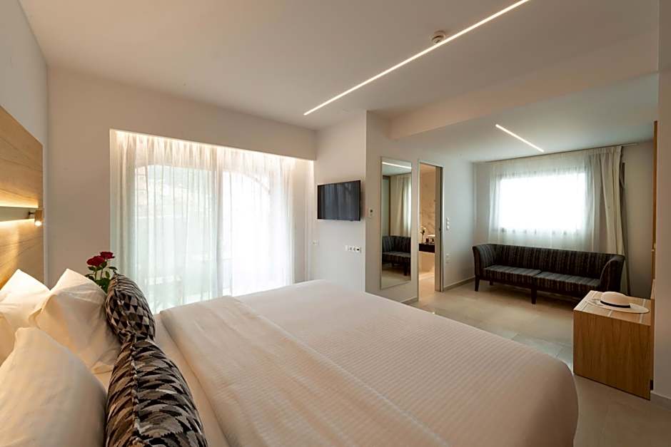 High Beach White - Adults Only