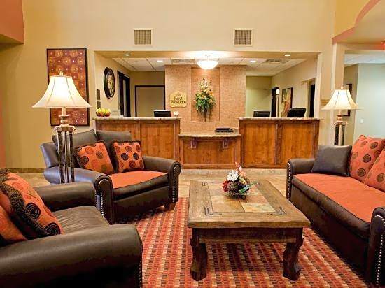 Legacy Inn & Suites