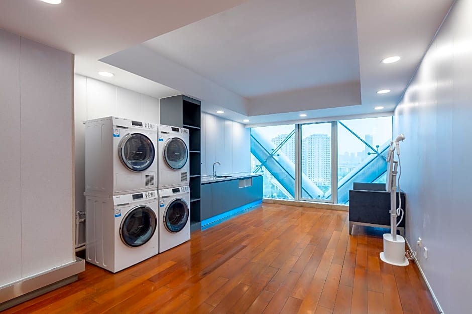 Rezen Hotel Tianjin Binhai