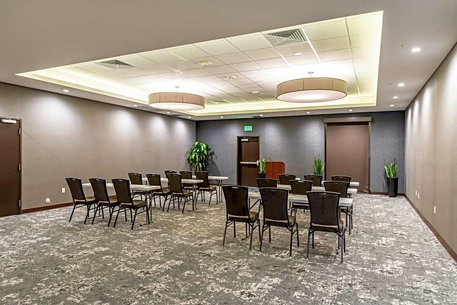 Holiday Inn Hotel & Suites Milpitas By IHG