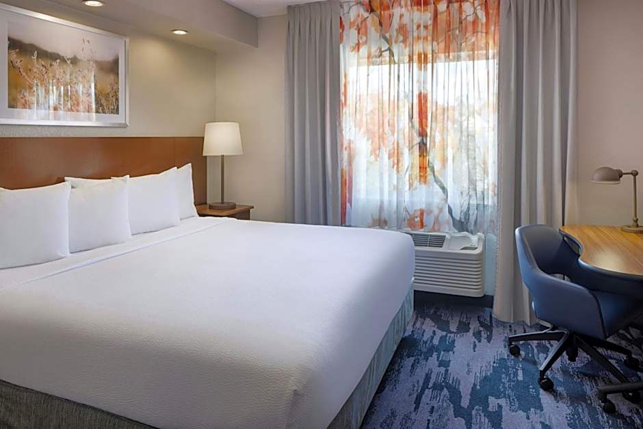 Fairfield Inn & Suites by Marriott Jacksonville Airport
