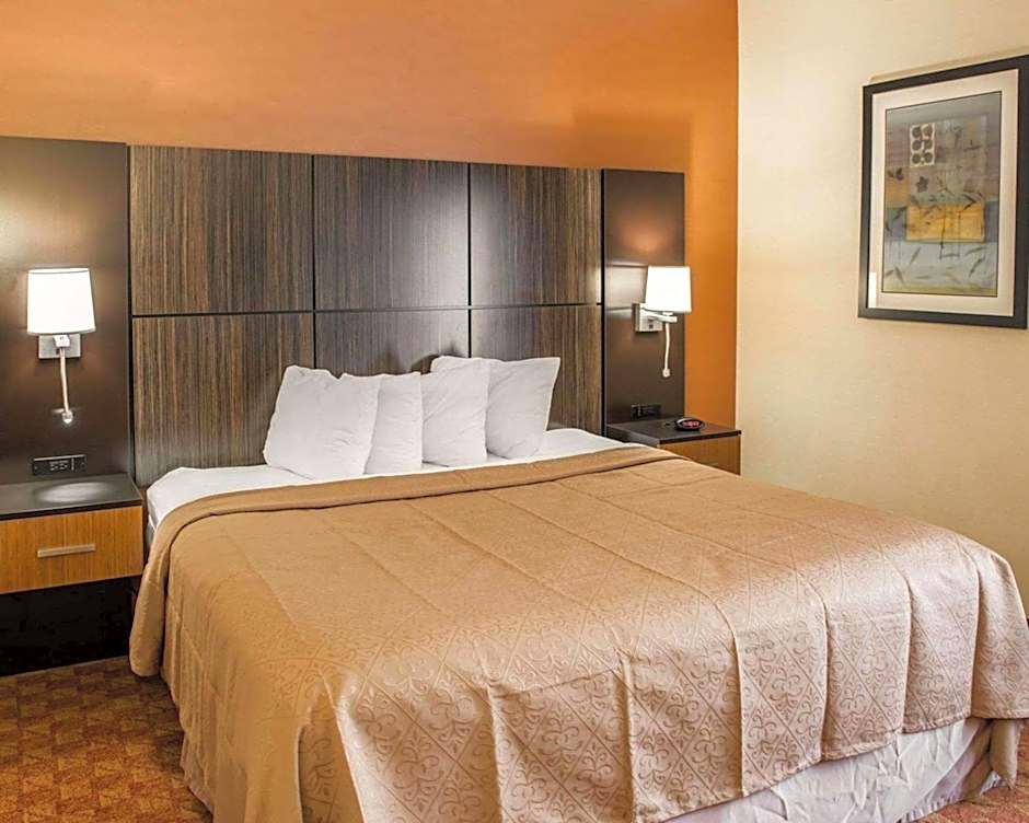 Quality Inn Franklin I-65