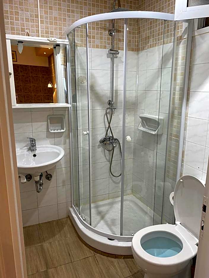 RESIDENTS IONIAN (BED AND BREAKFAST)