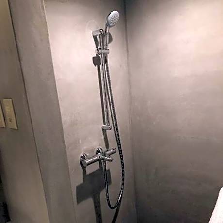 Twin Room with Shower