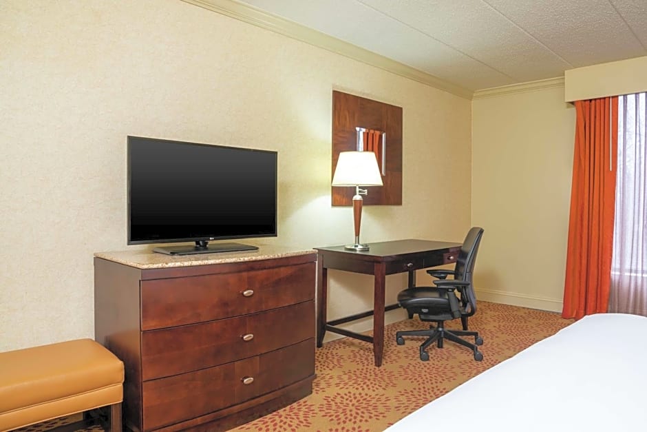 DoubleTree By Hilton Hotel Grand Rapids Airport