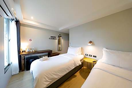 Economy Twin Room