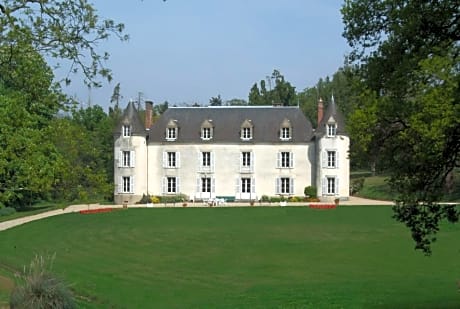 Château de La Ville-Huë