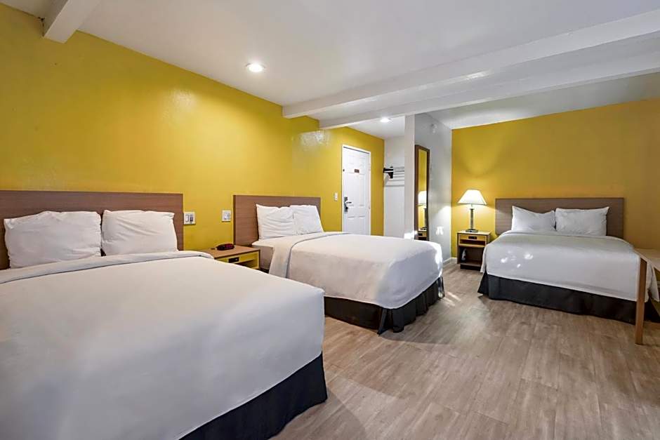 Hotel H-Wood