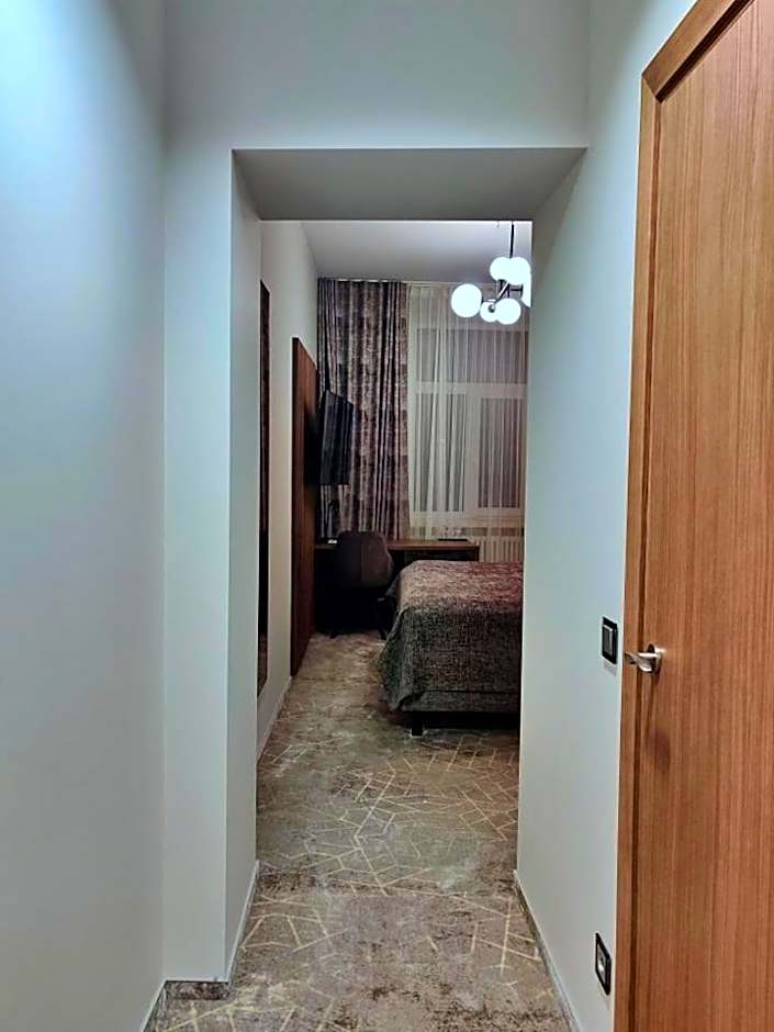 Vvinn Hotel