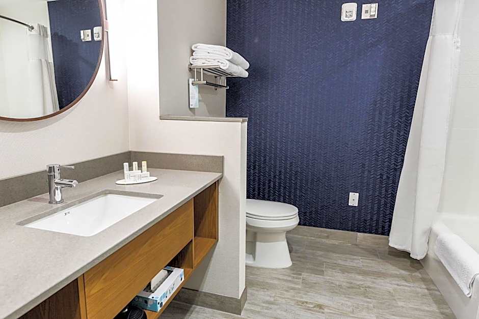 Fairfield Inn & Suites by Marriott Ontario Rancho Cucamonga