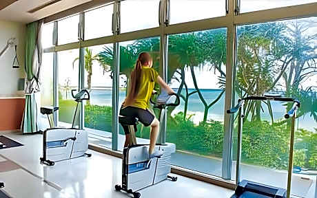 Corner Room with Garden View - Non-Smoking