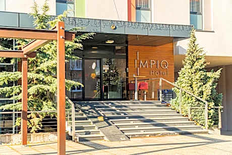 IMPIQ Hotel