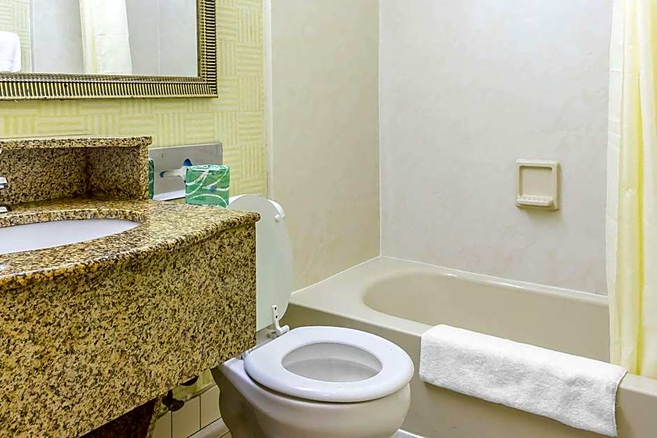 Red Carpet Inn Philadelphia Airport