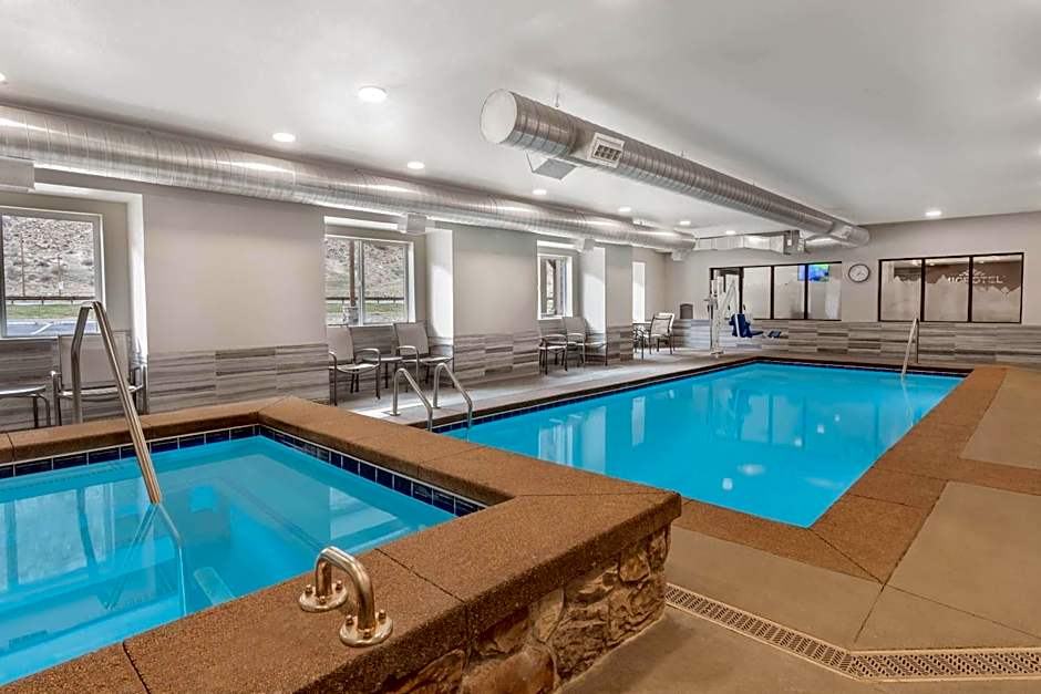 Microtel Inn & Suites by Wyndham Georgetown Lake