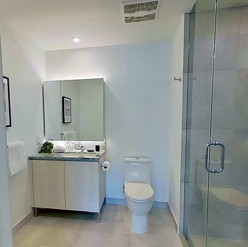 Level Long Beach - East Village