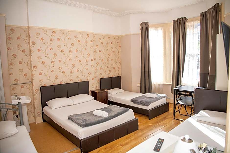 The Crystal Lodge Hotel