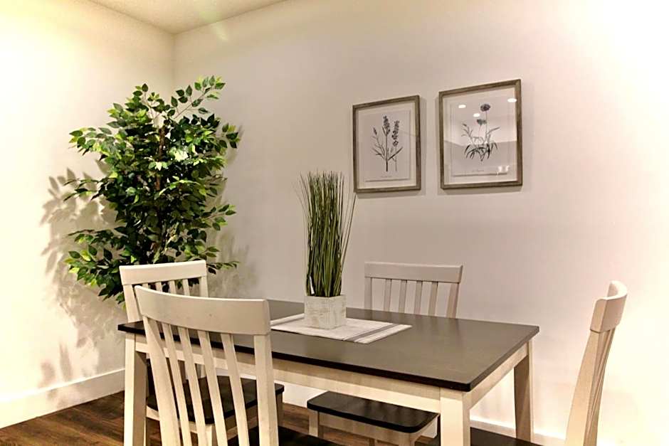 Los Angeles Premium Suites with Free Parking
