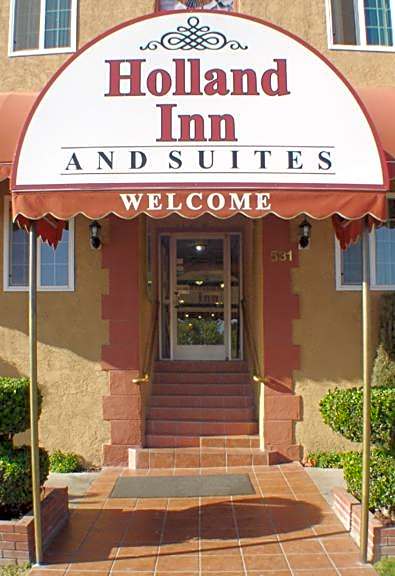 Holland Inn and Suites