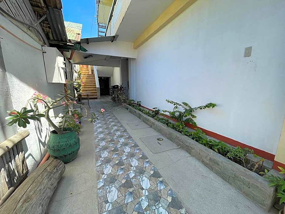 Peters Inn Puerto Galera