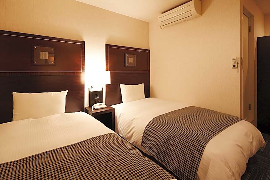 Ariston Inn Kanda Kitakyusyu Airport