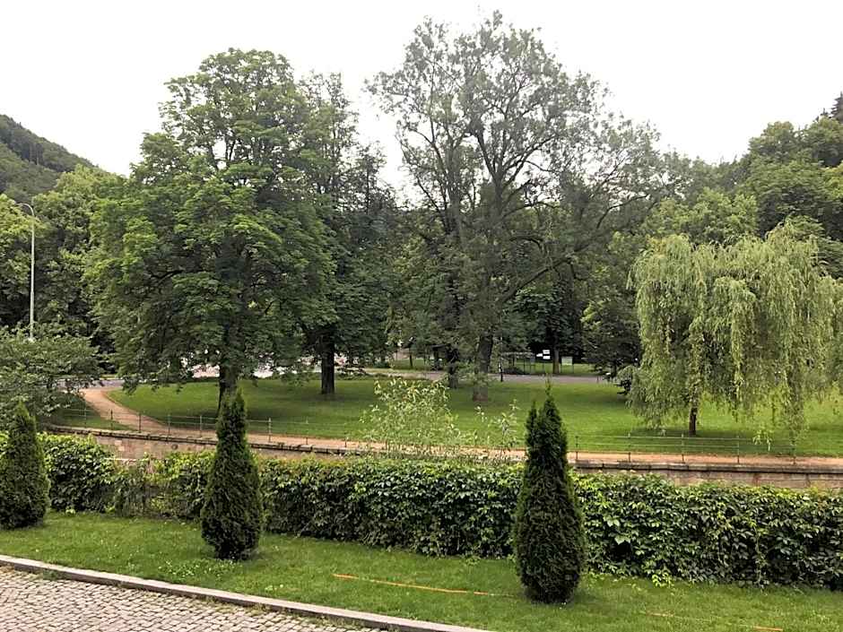 Slunecni Lazne Apartments