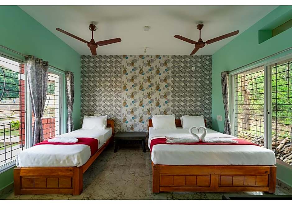Dandeli Hill View Jungle Stay