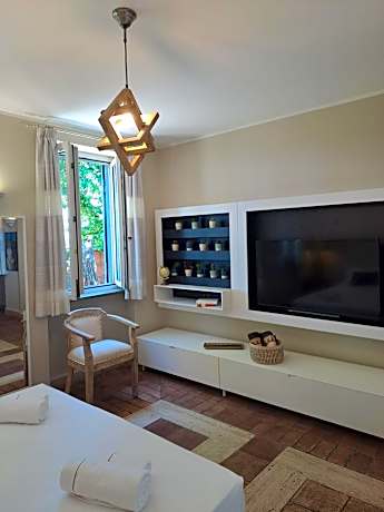 Junior Suite with Garden View